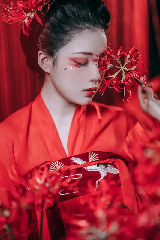 [艺图语] 2022.06.11 彼岸昭华 柚子 - 艺图语